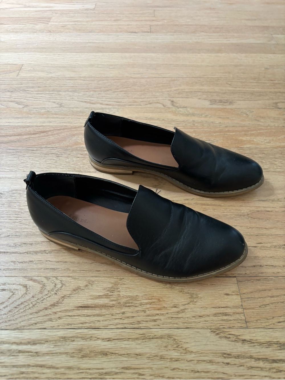 Black Leather Slip-On Women's Loafers by Indigo Rd sz 8.5